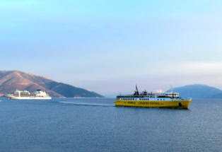 Fähre zwischen Kefalonia und Ithaka