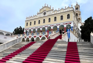 Pilgerkirche Tinos Stadt