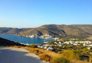 Aegiali auf der griechischen Insel Amorgos